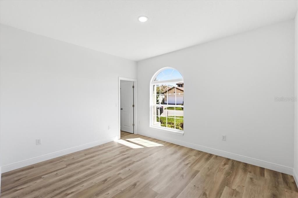 For Sale: $495,000 (4 beds, 3 baths, 2233 Square Feet)