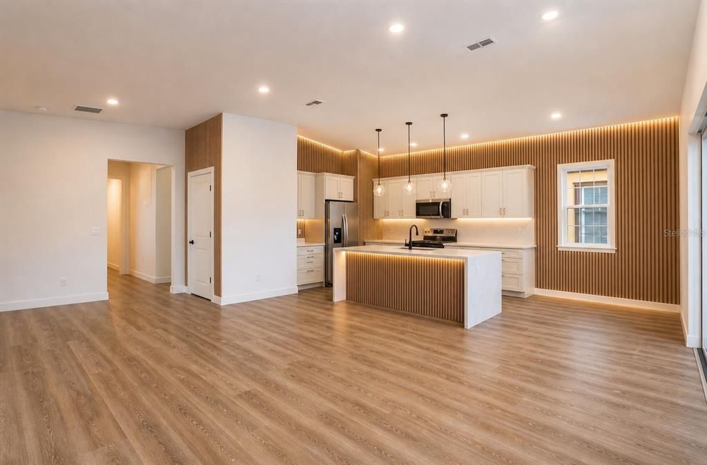 For Sale: $495,000 (4 beds, 3 baths, 2233 Square Feet)