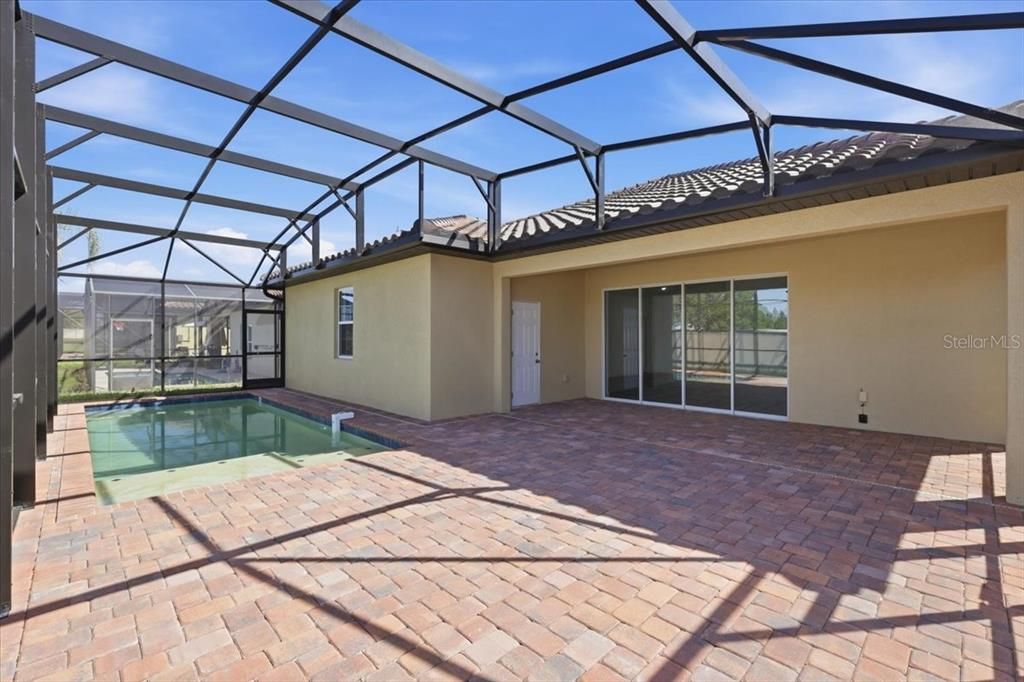 For Sale: $495,000 (4 beds, 3 baths, 2233 Square Feet)