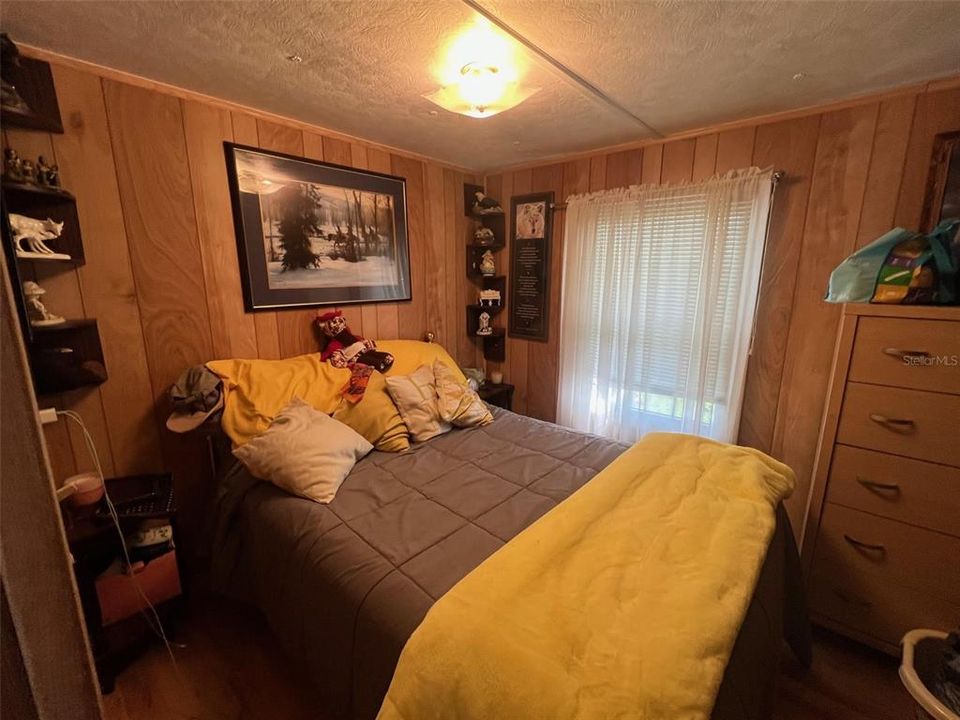 На продажу: $74,900 (2 спален, 1 ванн, 672 Квадратных фут)