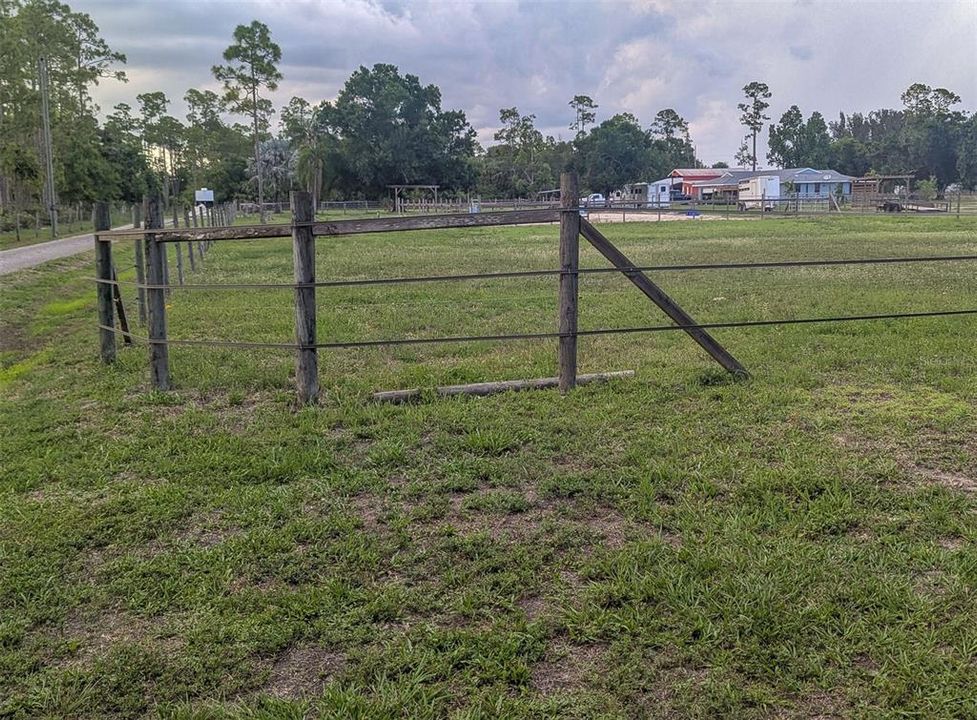 En Venta: $925,000 (3 camas, 2 baños, 1919 Pies cuadrados)