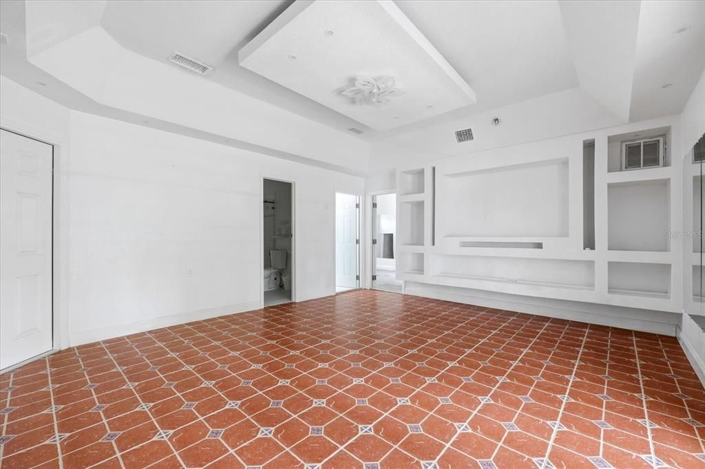 En Venta: $585,000 (4 camas, 4 baños, 2320 Pies cuadrados)