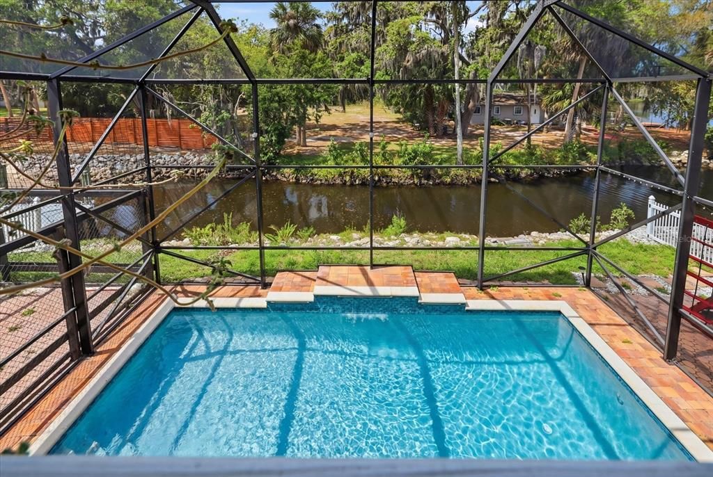 En Venta: $585,000 (4 camas, 4 baños, 2320 Pies cuadrados)