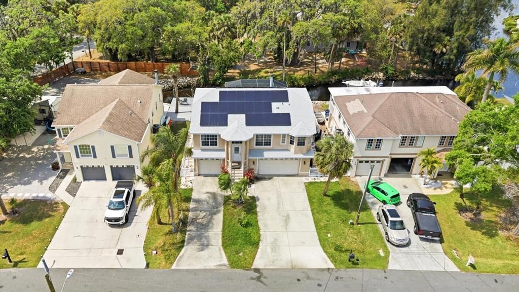 En Venta: $585,000 (4 camas, 4 baños, 2320 Pies cuadrados)