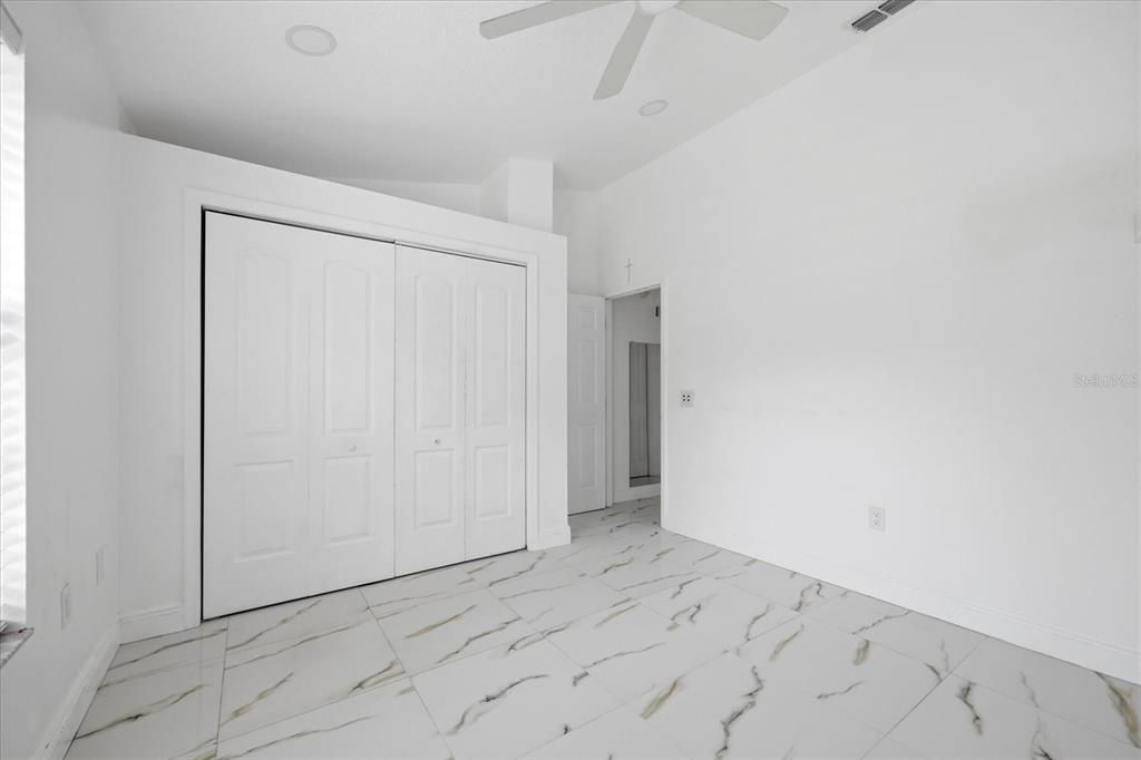 En Venta: $585,000 (4 camas, 4 baños, 2320 Pies cuadrados)