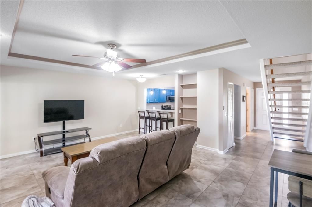 For Sale: $205,000 (2 beds, 2 baths, 1407 Square Feet)
