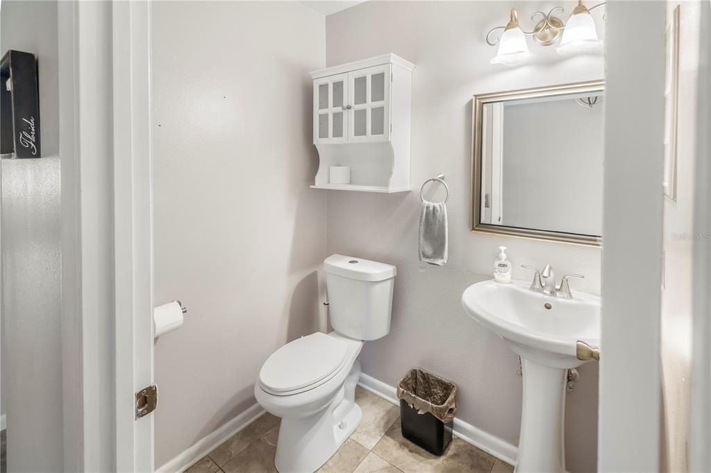 For Sale: $205,000 (2 beds, 2 baths, 1407 Square Feet)