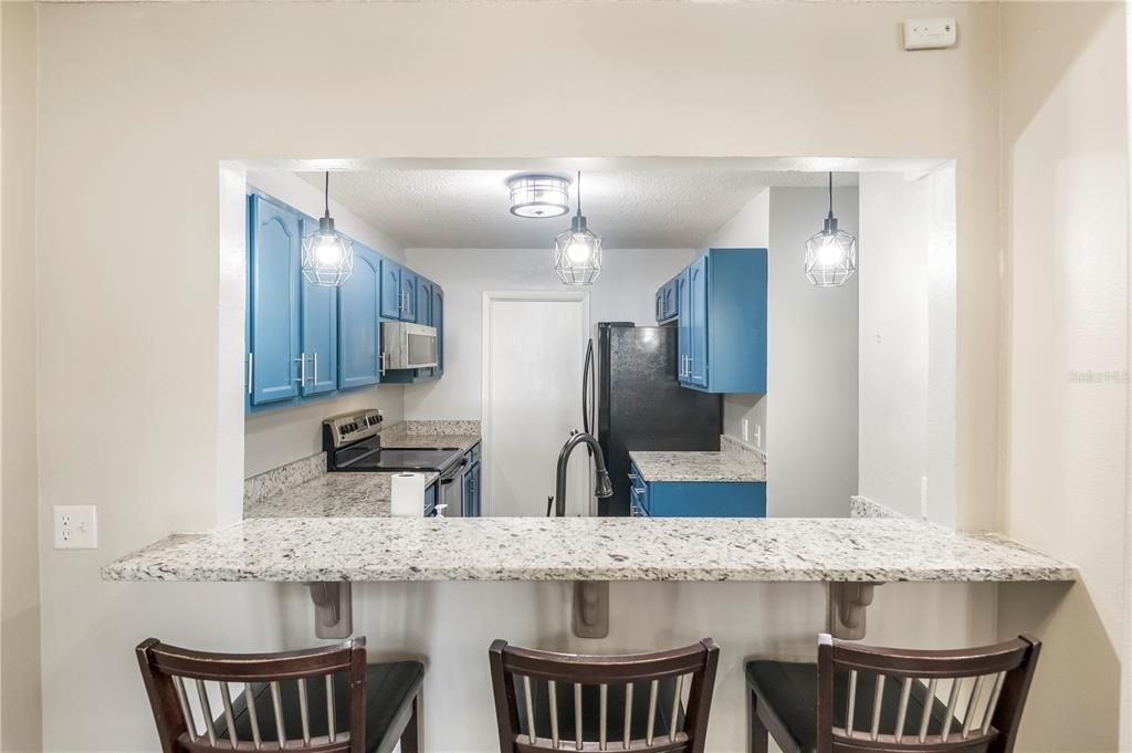 For Sale: $205,000 (2 beds, 2 baths, 1407 Square Feet)