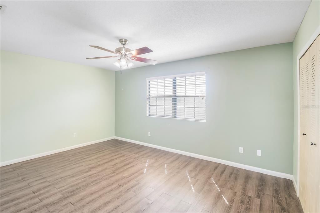 For Sale: $205,000 (2 beds, 2 baths, 1407 Square Feet)