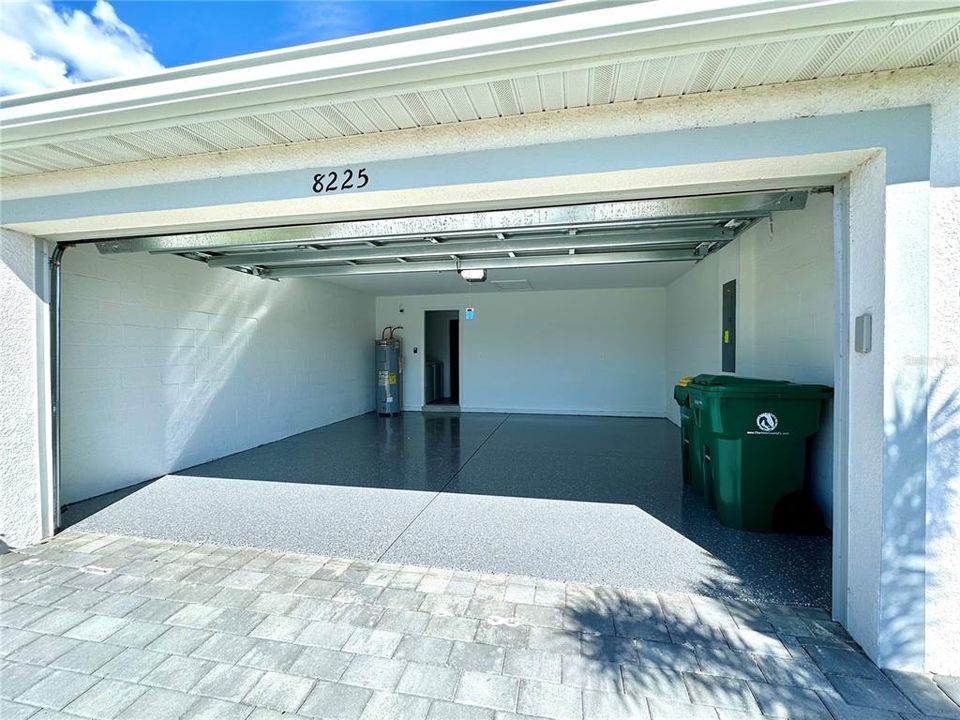 For Rent: $2,300 (2 beds, 2 baths, 1564 Square Feet)