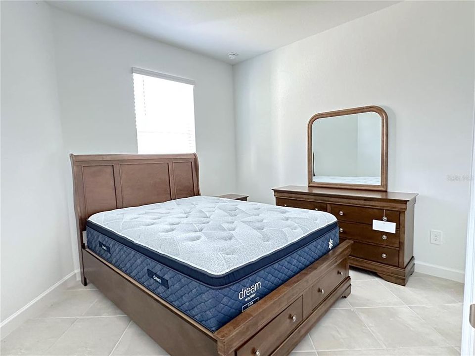 For Rent: $2,300 (2 beds, 2 baths, 1564 Square Feet)
