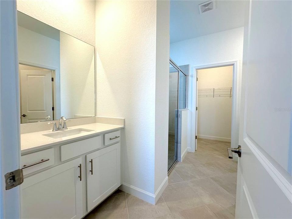 For Rent: $2,300 (2 beds, 2 baths, 1564 Square Feet)