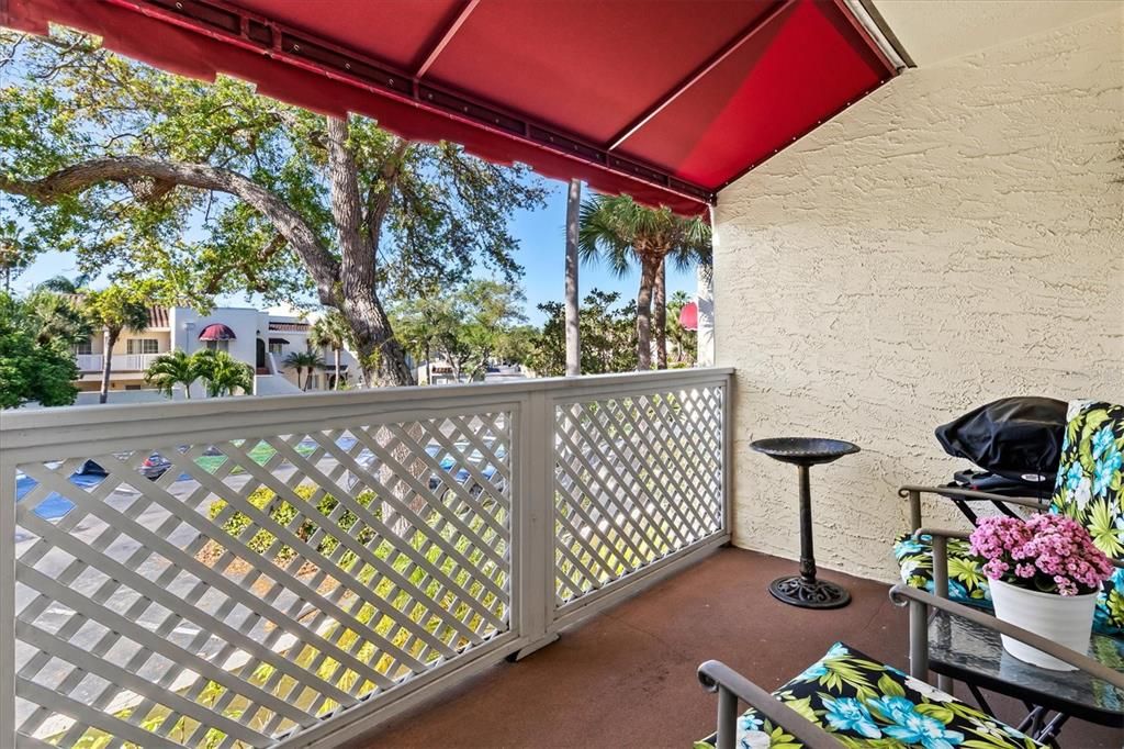 На продажу: $314,900 (3 спален, 2 ванн, 1795 Квадратных фут)