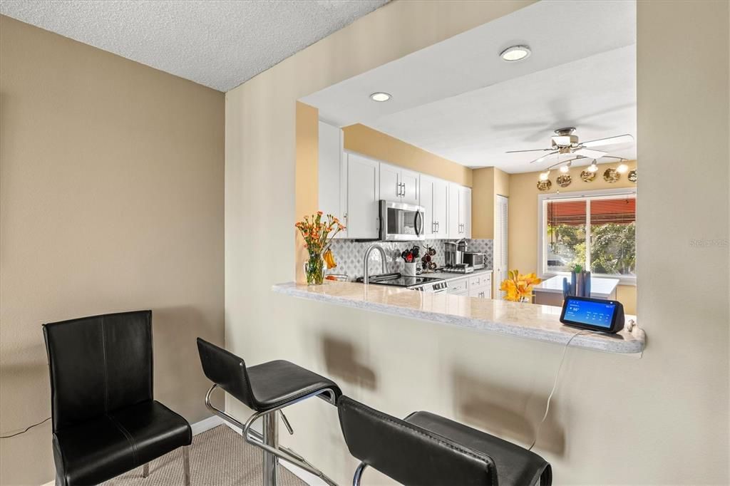 На продажу: $314,900 (3 спален, 2 ванн, 1795 Квадратных фут)