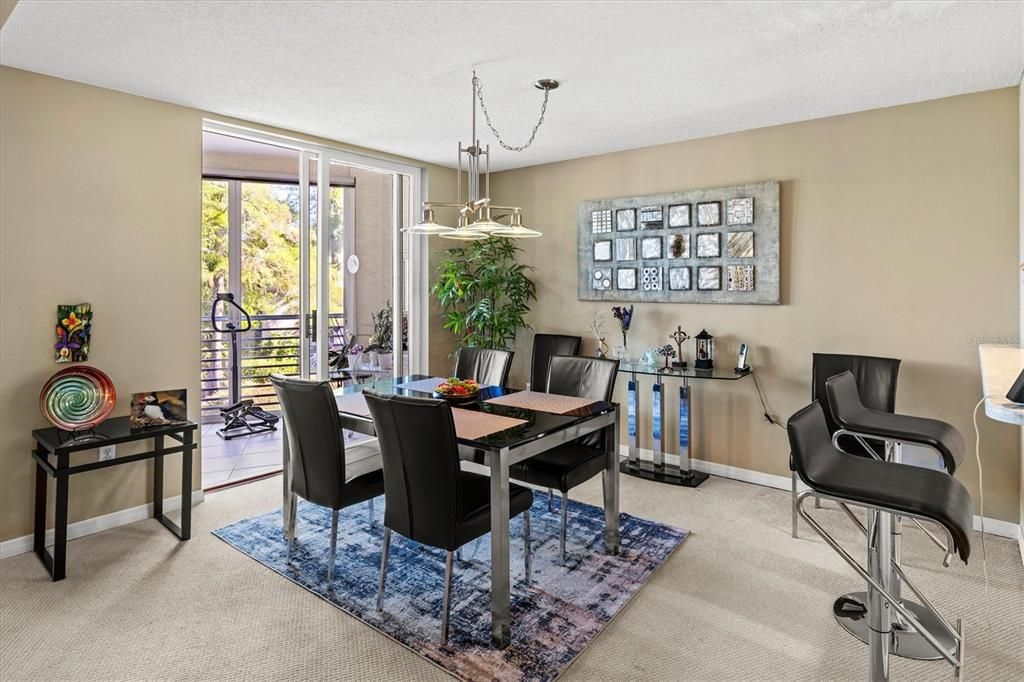 На продажу: $314,900 (3 спален, 2 ванн, 1795 Квадратных фут)