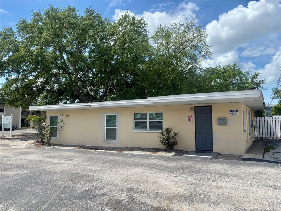 For Sale: $36,000 (0 beds, 0 baths, 1291 Square Feet)