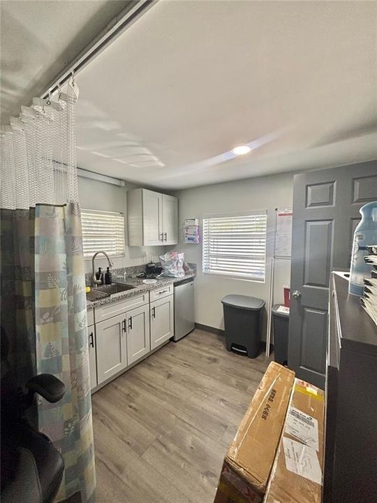 For Sale: $36,000 (0 beds, 0 baths, 1291 Square Feet)