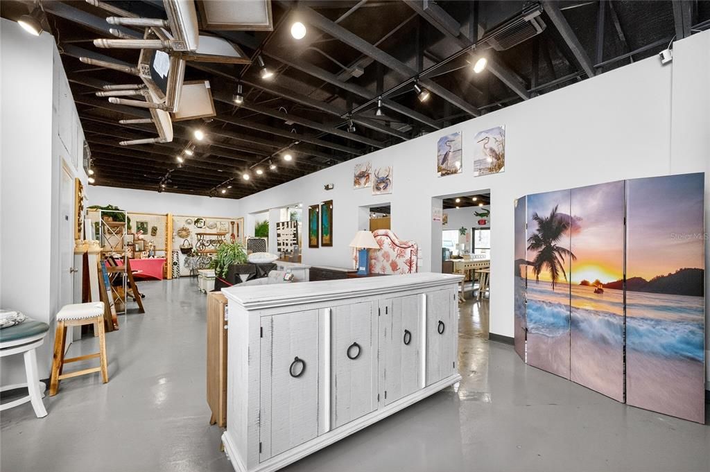 待售: $995,000 (0 贝兹, 0 浴室, 3671 平方英尺)