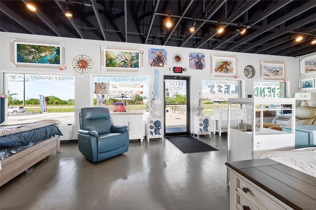 待售: $995,000 (0 贝兹, 0 浴室, 3671 平方英尺)