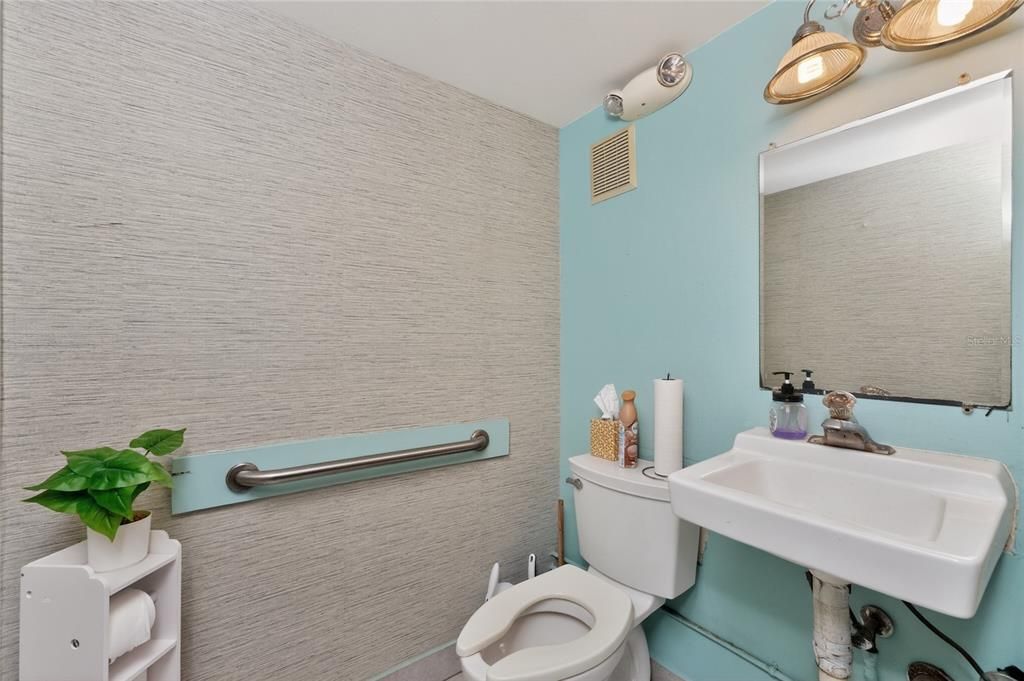 待售: $995,000 (0 贝兹, 0 浴室, 3671 平方英尺)