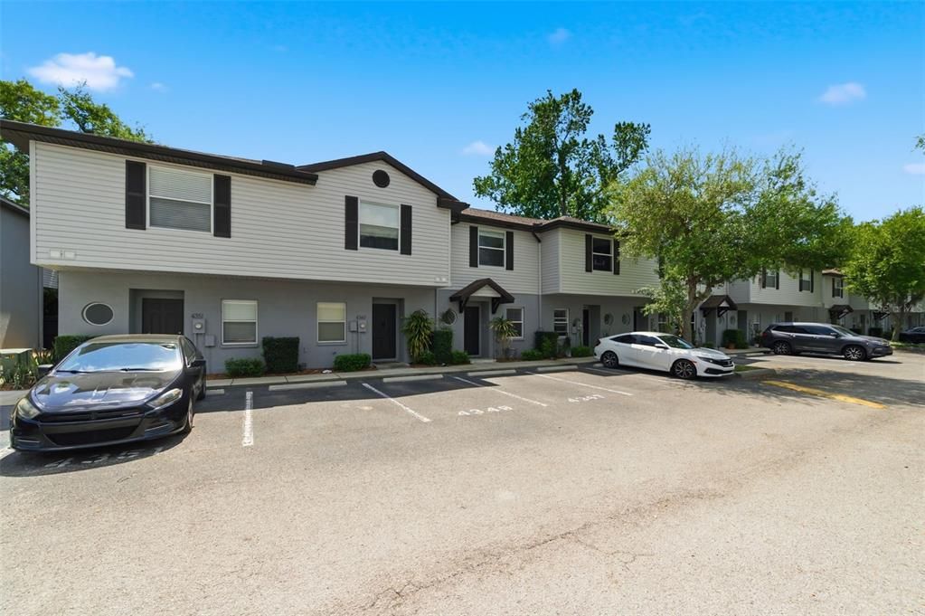 Active With Contract: $1,950 (2 beds, 1 baths, 1216 Square Feet)