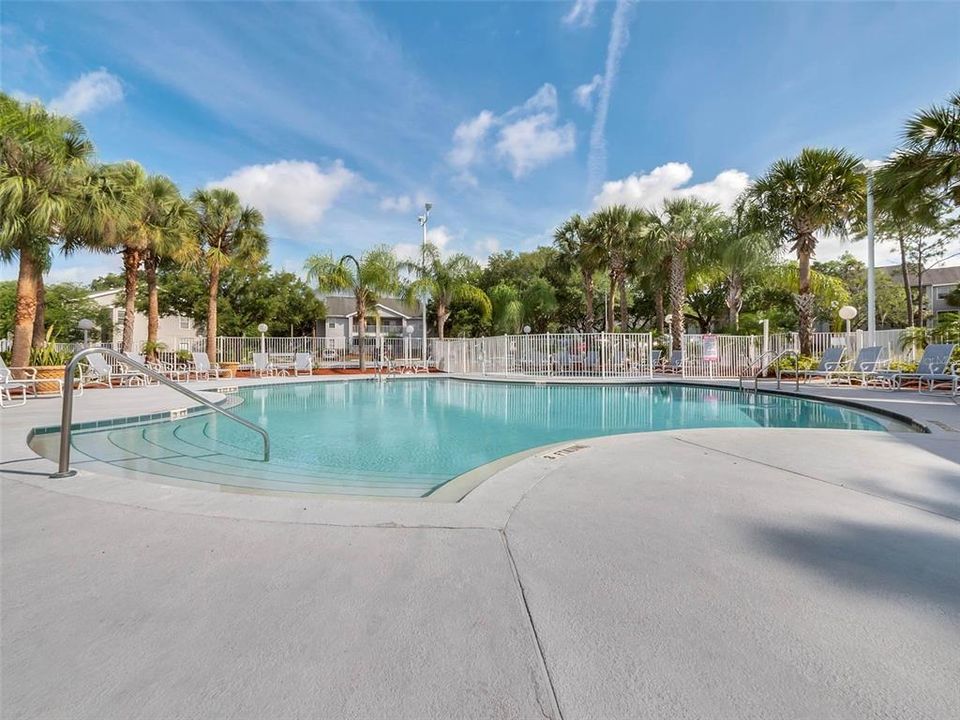 For Sale: $169,000 (1 beds, 1 baths, 648 Square Feet)