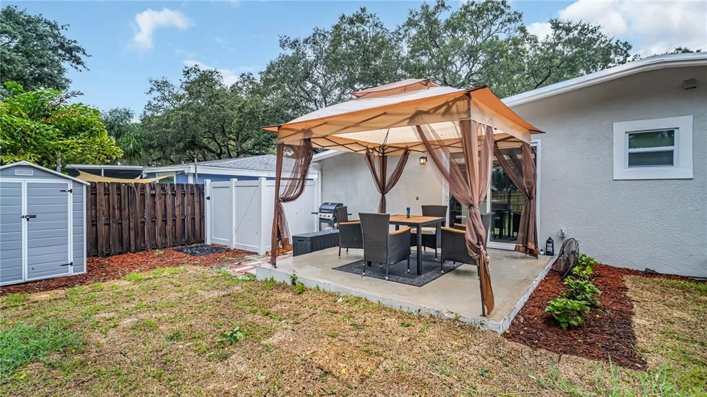 En Venta: $499,000 (3 camas, 2 baños, 840 Pies cuadrados)