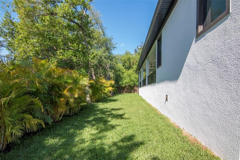 For Sale: $1,449,000 (4 beds, 3 baths, 2634 Square Feet)