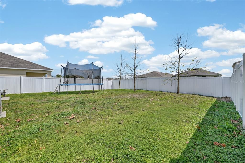 На продажу: $370,000 (5 спален, 3 ванн, 2674 Квадратных фут)