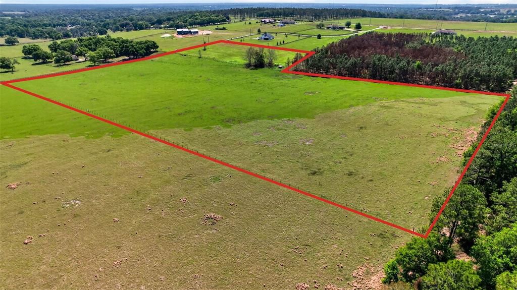 En Venta: $1,500,000 (25.00 acres)