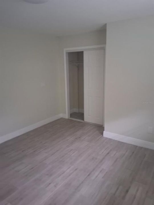 Activo con contrato: $1,500 (2 camas, 1 baños, 1000 Pies cuadrados)