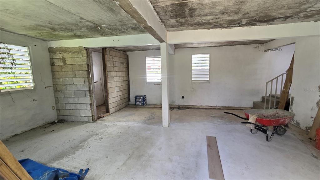 En Venta: $575,000 (0 camas, 0 baños, 1399 Pies cuadrados)