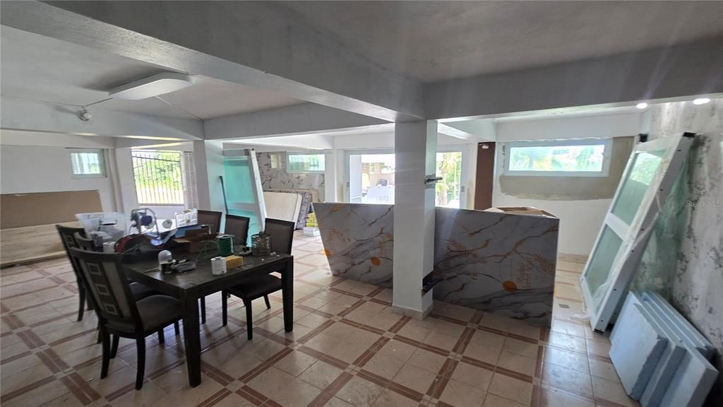 En Venta: $575,000 (0 camas, 0 baños, 1399 Pies cuadrados)