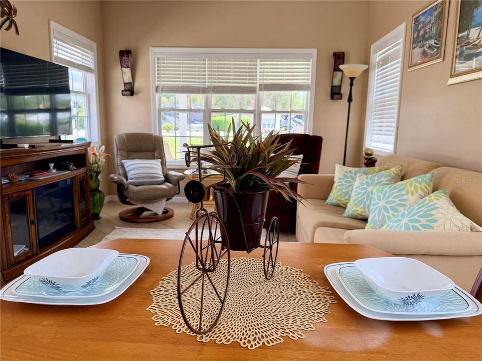 На продажу: $209,900 (0.24 acres)