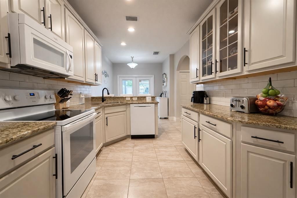 Active With Contract: $429,999 (3 beds, 2 baths, 1932 Square Feet)
