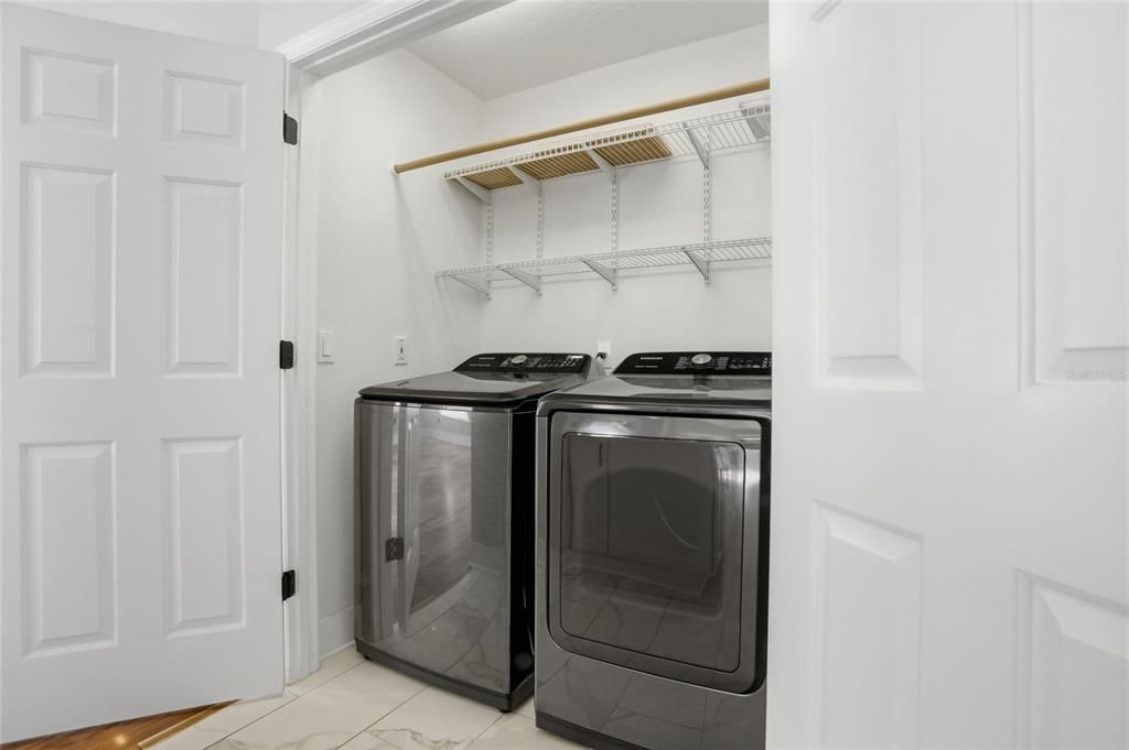 For Sale: $789,927 (3 beds, 2 baths, 1656 Square Feet)