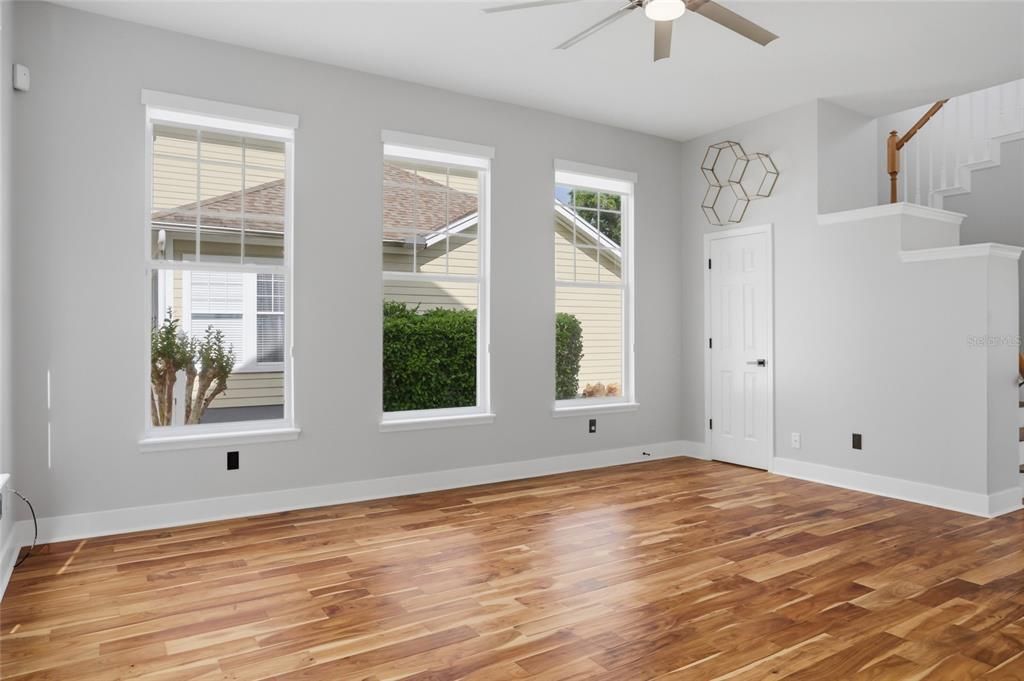 For Sale: $789,927 (3 beds, 2 baths, 1656 Square Feet)