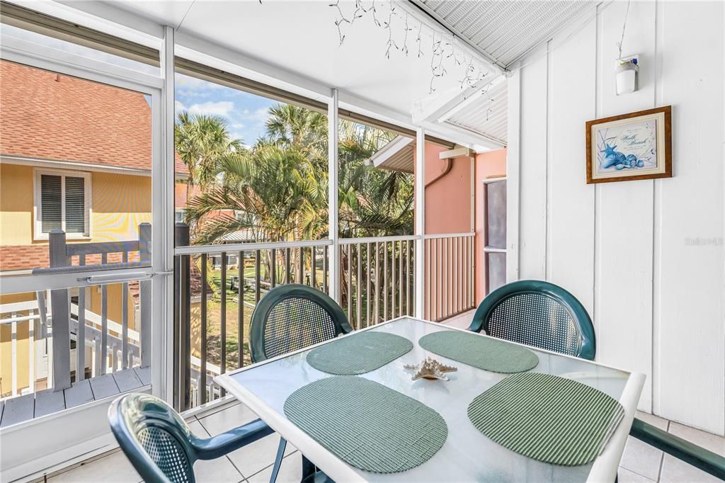 Activo con contrato: $149,000 (2 camas, 2 baños, 1100 Pies cuadrados)