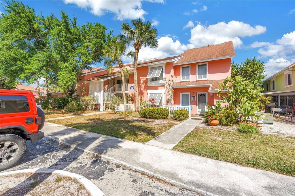 Activo con contrato: $149,000 (2 camas, 2 baños, 1100 Pies cuadrados)