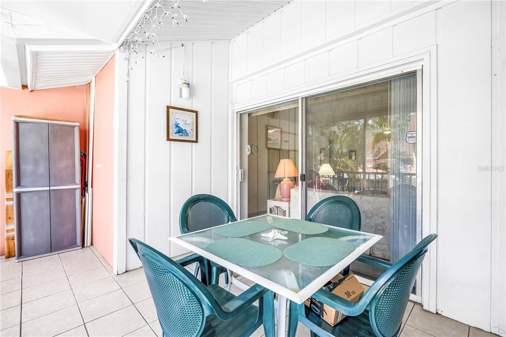 Activo con contrato: $149,000 (2 camas, 2 baños, 1100 Pies cuadrados)