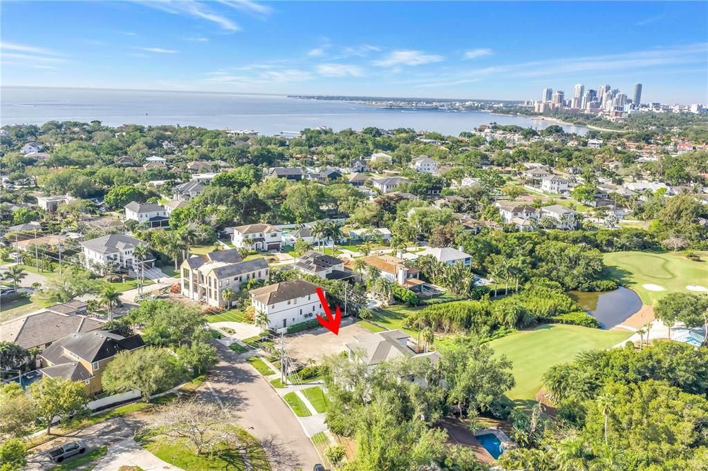 For Sale: $3,895,000 (5 beds, 5 baths, 4948 Square Feet)