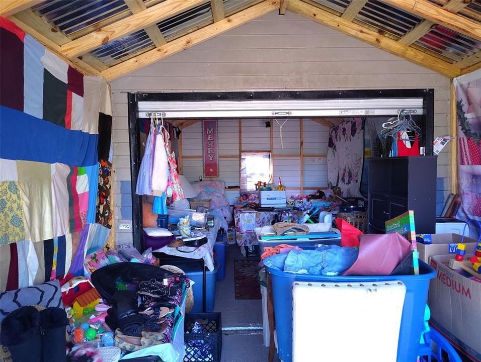 На продажу: $26,000 (0.18 acres)