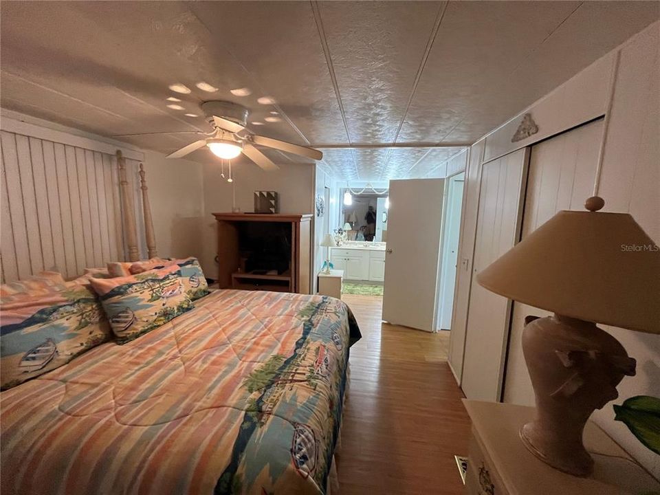 待售: $150,000 (2 贝兹, 2 浴室, 1152 平方英尺)