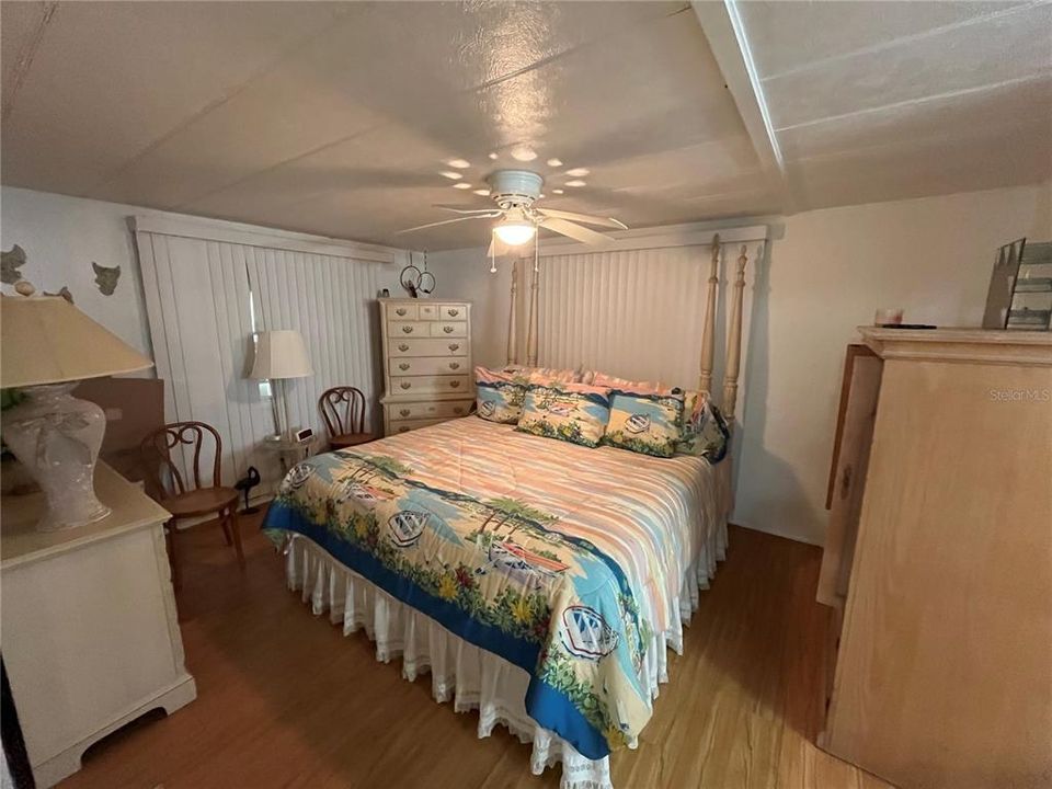 待售: $150,000 (2 贝兹, 2 浴室, 1152 平方英尺)