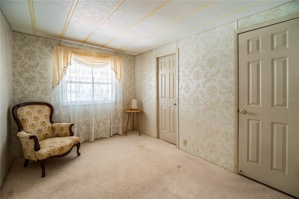 For Sale: $225,000 (3 beds, 2 baths, 1519 Square Feet)