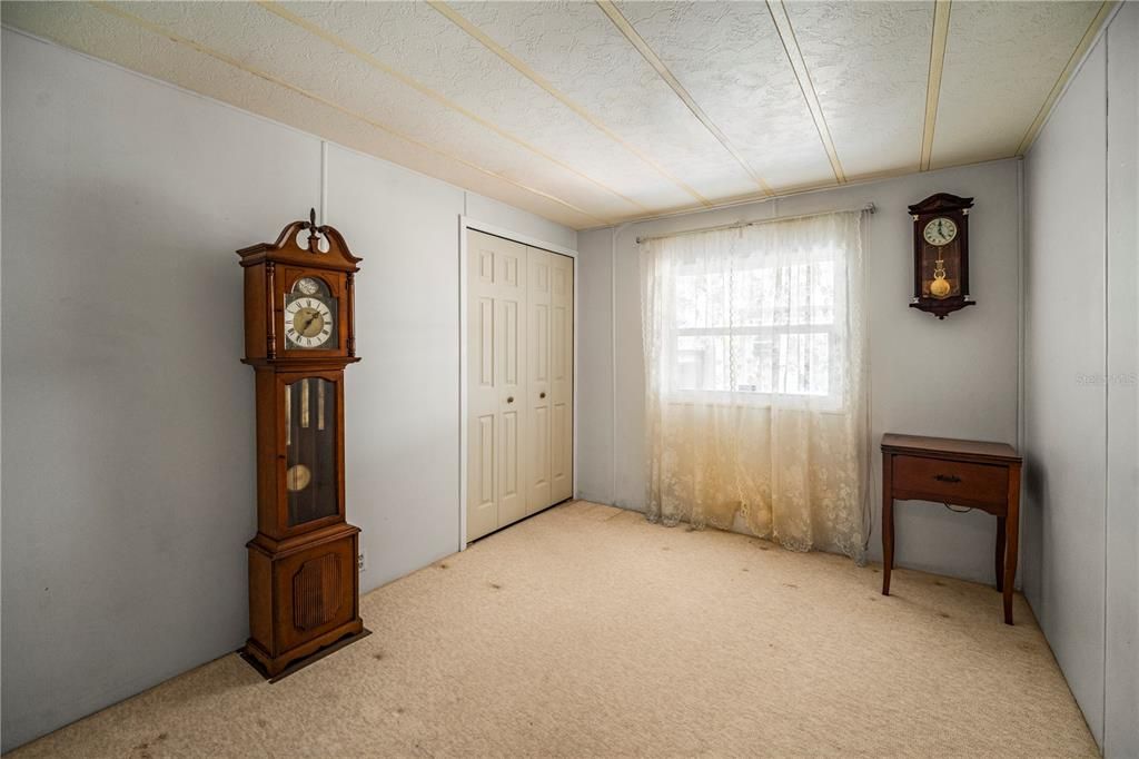 For Sale: $225,000 (3 beds, 2 baths, 1519 Square Feet)