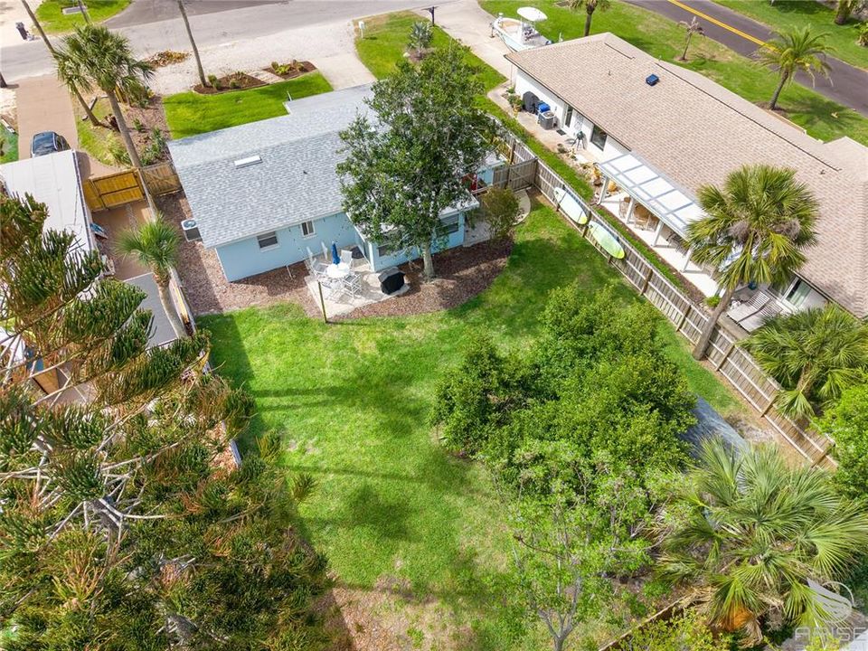 Active With Contract: $649,900 (2 beds, 1 baths, 1173 Square Feet)