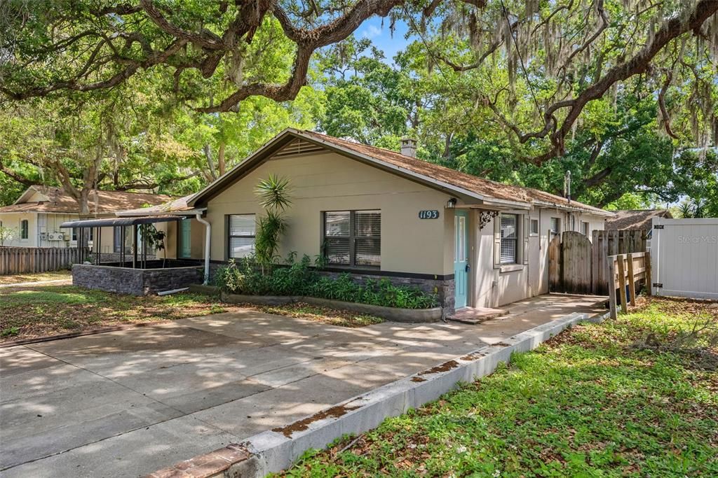 En Venta: $675,000 (6 camas, 0 baños, 2800 Pies cuadrados)