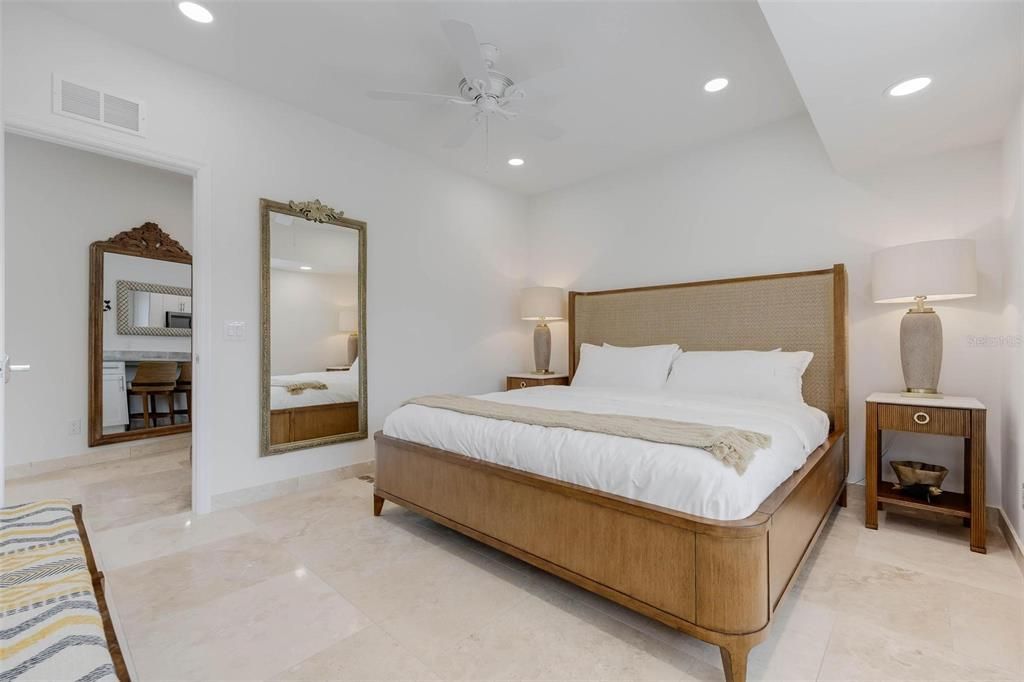 En Venta: $4,700,000 (3 camas, 2 baños, 1799 Pies cuadrados)