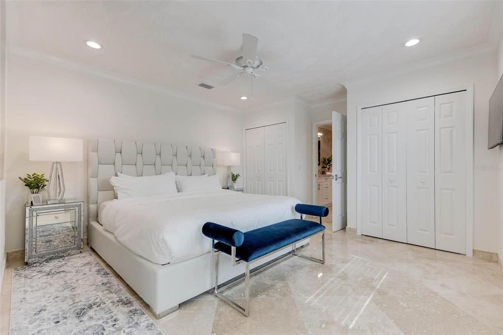 En Venta: $4,700,000 (3 camas, 2 baños, 1799 Pies cuadrados)